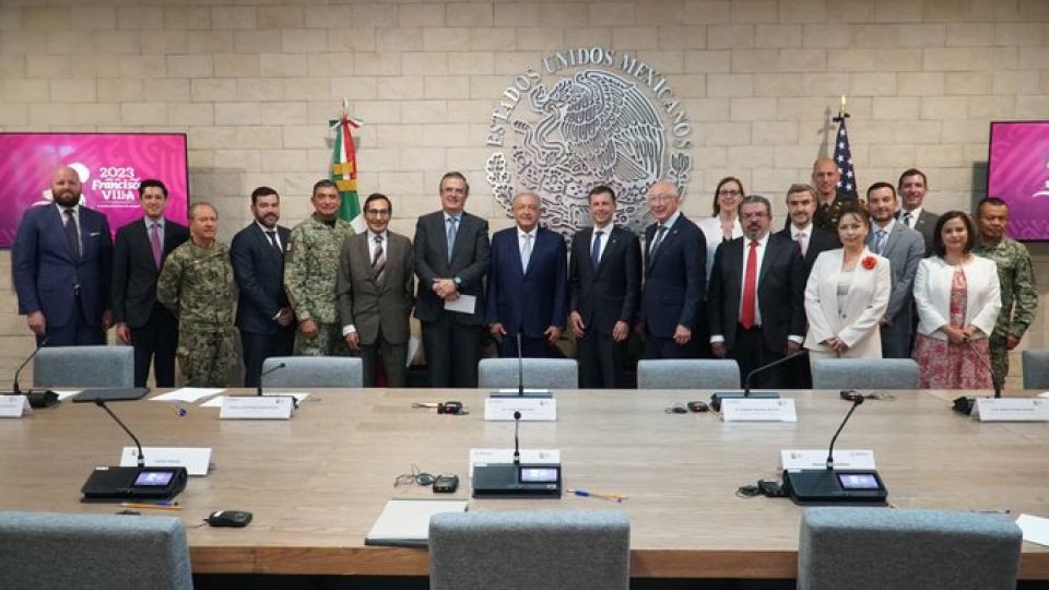AMLO dialoga con funcionarios de EE.UU. sobre traslado de aerolíneas al AIFA y devolución de categoría 1 al AICM