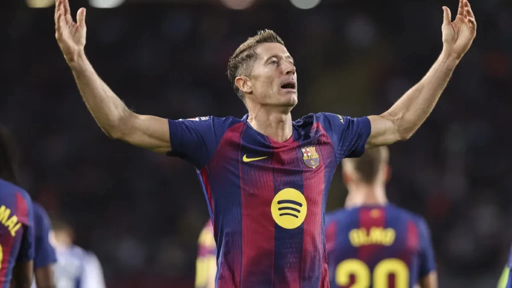 ¡Triple Impacto Deportivo! Lewandowski Brilla, Boca a la Libertadores 2026 y Norris Triunfa en el GP de Brasil