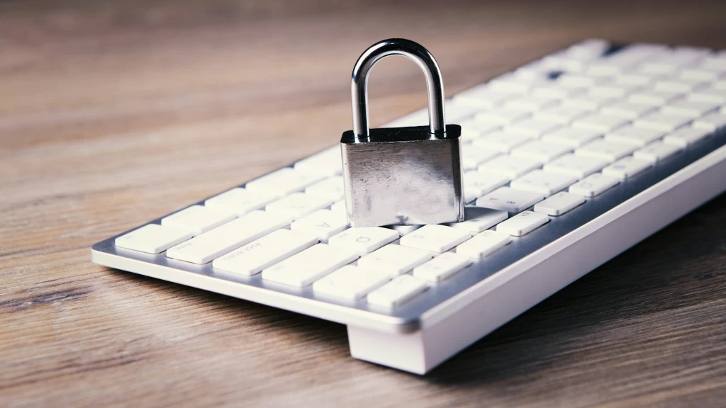 ¡Blindaje Digital! Protege tus Fondos AFP y Transacciones Online de Ciberataques
