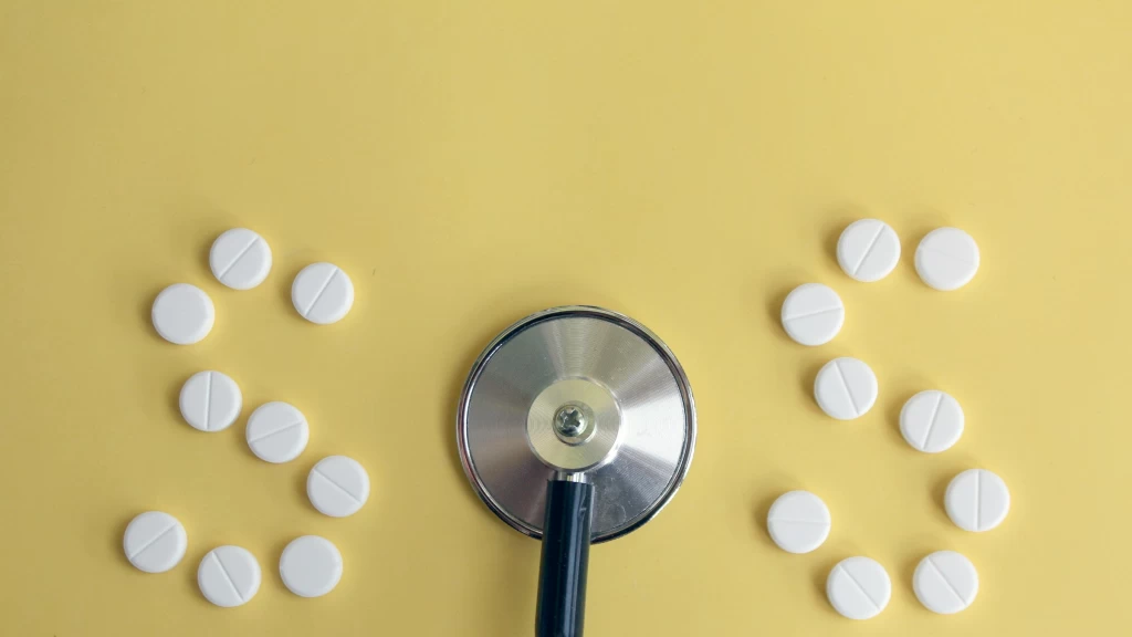 Salud en México: La OCDE Alerta por Baja Esperanza de Vida y Graves Rezagos a Pesar de Menor Consumo de Tabaco y Alcohol