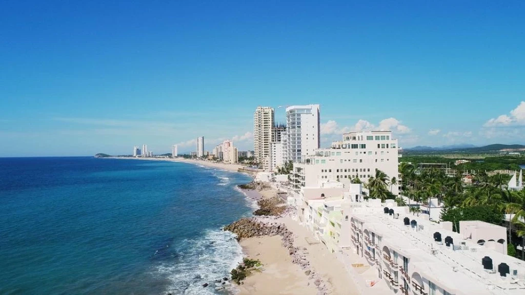 Mazatlán: Playas con Menos Bañistas por Clima Frío y Fin de Temporada Vacacional