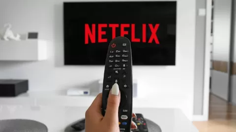 Netflix Transforma su Oferta por Warner Bros a Pago 100% en Efectivo para Acelerar Megafusión de US$82.7 Mil Millones