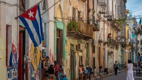 México Refuerza Ayuda Humanitaria a Cuba: Claudia Sheinbaum Anuncia Segundo Envío Vital en Medio de Bloqueo de EE.UU.