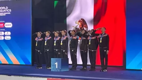Oro histórico para México: Natación Artística domina en Copa del Mundo de Medellín con medalla dorada y doble plata