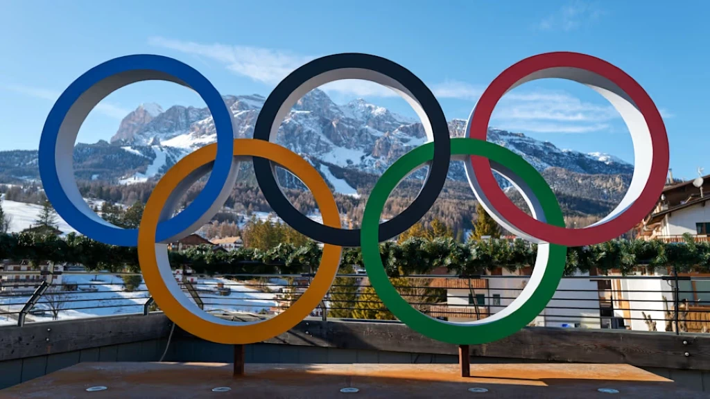 Milano-Cortina 2026: Juegos Olímpicos de Invierno Cierran con Éxito Noruego y Transición Olímpica hacia LA28