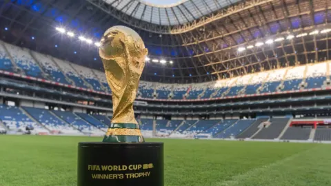 Mundial 2030: ¿64 Selecciones? FIFA Evalúa Expansión y Desafíos Logísticos