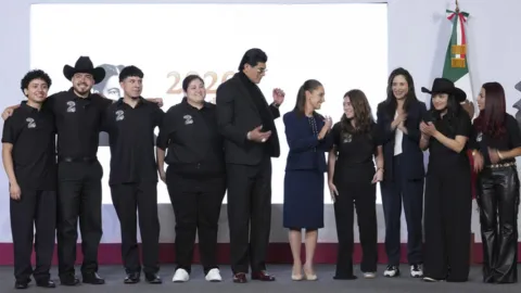 Sheinbaum Impulsa 'México Canta 2026': Jóvenes Unen Voces por la Paz y Contra Adicciones; Revelan Semifinalistas Binacionales