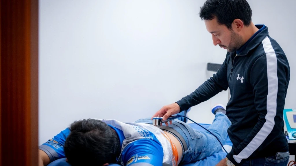 ¡No ignores el dolor! Especialista UAS advierte: postergar rehabilitación puede causar secuelas permanentes y dolor crónico