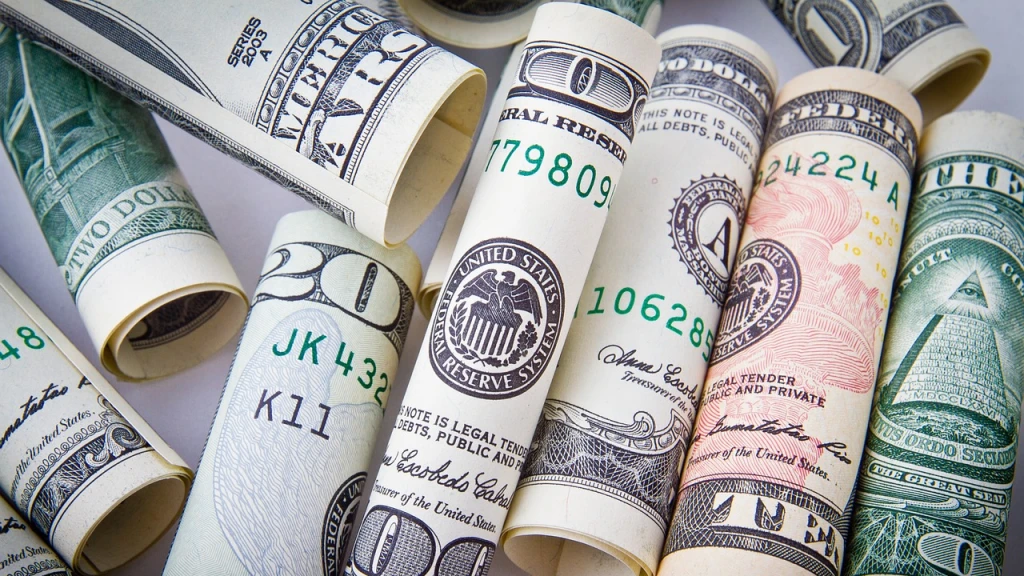 Peso Mexicano Gana Terreno al Dólar: Tipo de Cambio FIX en 17.4635 para el Fin de Semana