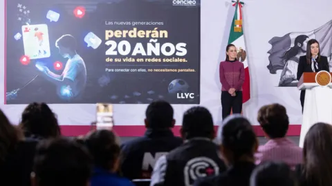 Presidenta hace llamado a madres, padres y tutores a proteger a la niñez y juventud ante uso de plataformas digitales y redes sociales